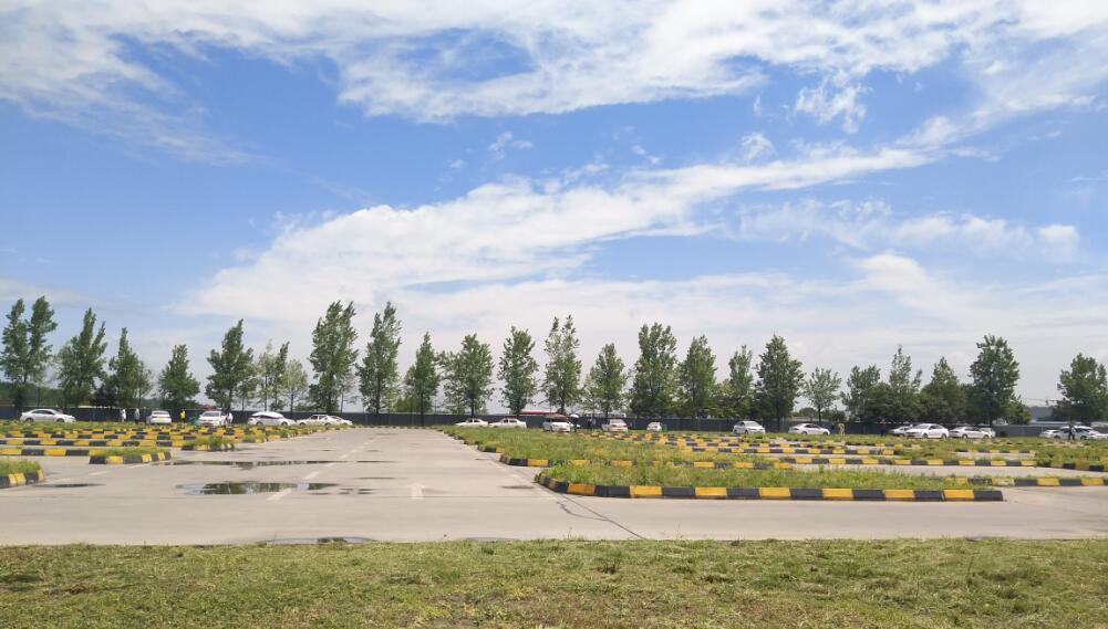 �ɶ����¼�У